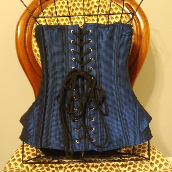 Agent Provocateur Mysteria Corset - Picture 3 of 4